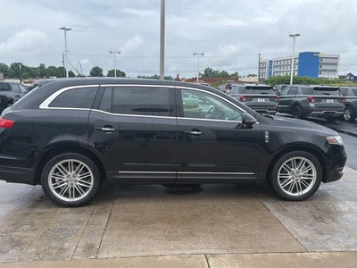 2019 Lincoln MKT Reserve