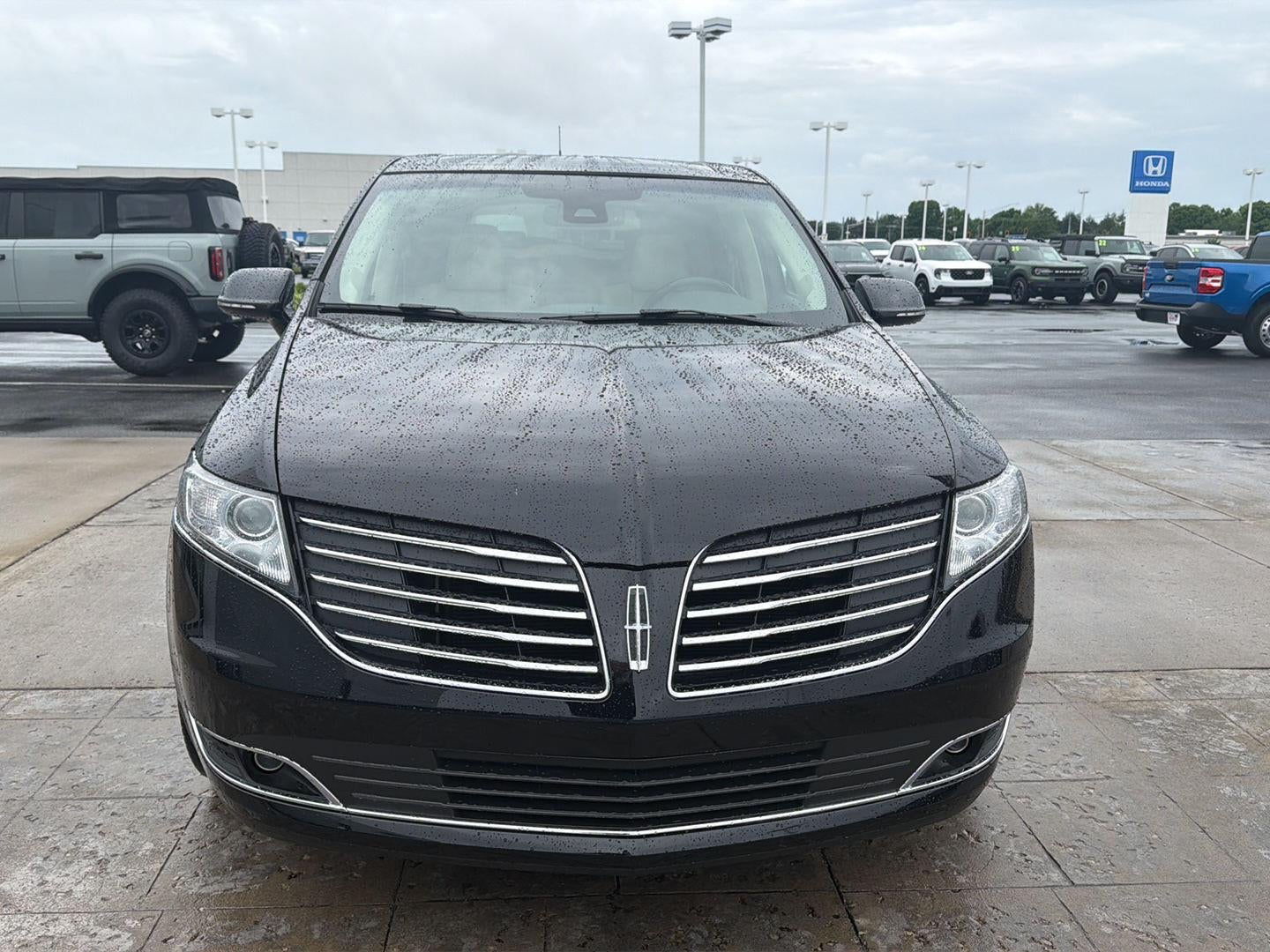 2019 Lincoln MKT Reserve
