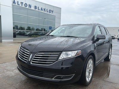 2019 Lincoln MKT Reserve