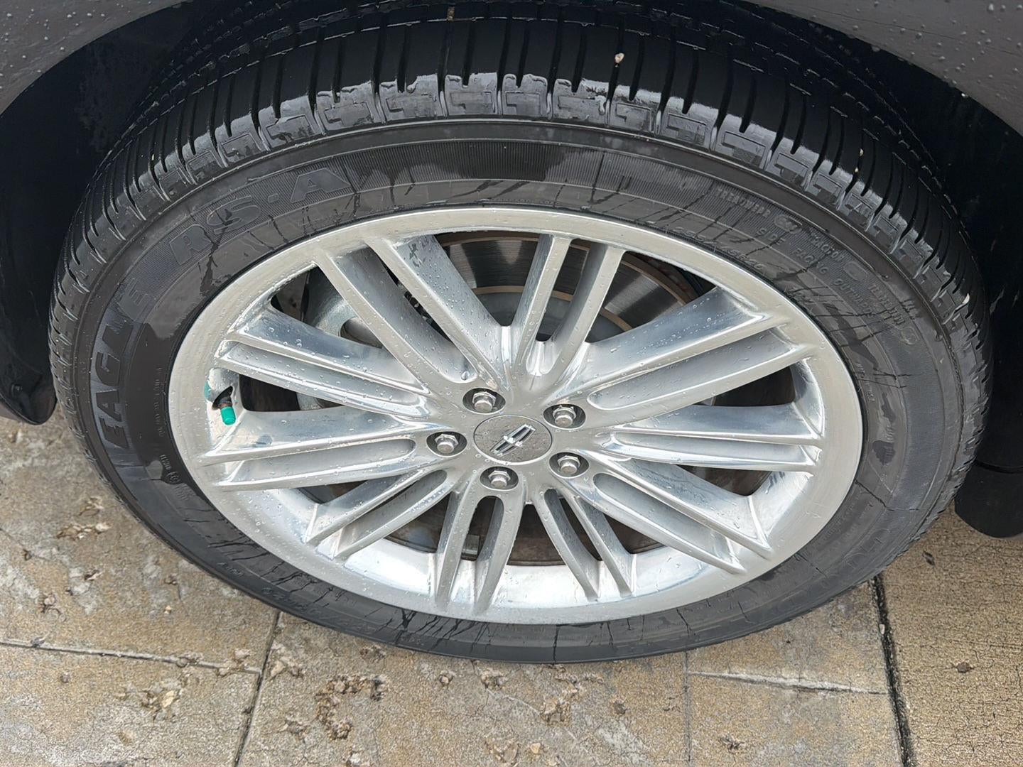 2019 Lincoln MKT Reserve