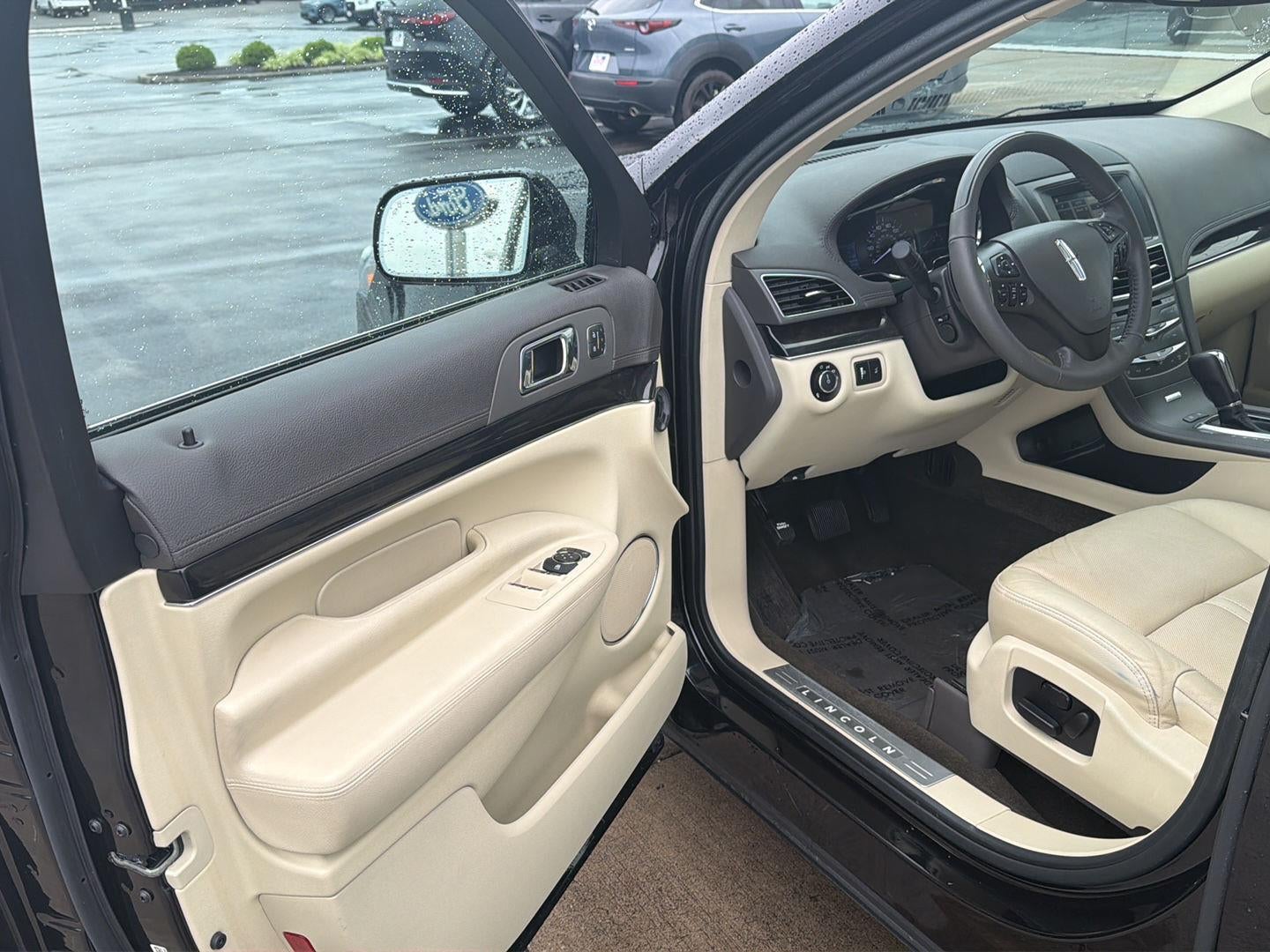 2019 Lincoln MKT Reserve