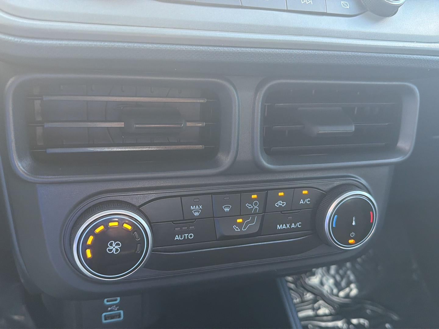 2024 Ford Maverick XL