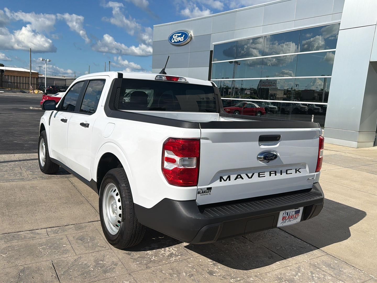 2024 Ford Maverick XL
