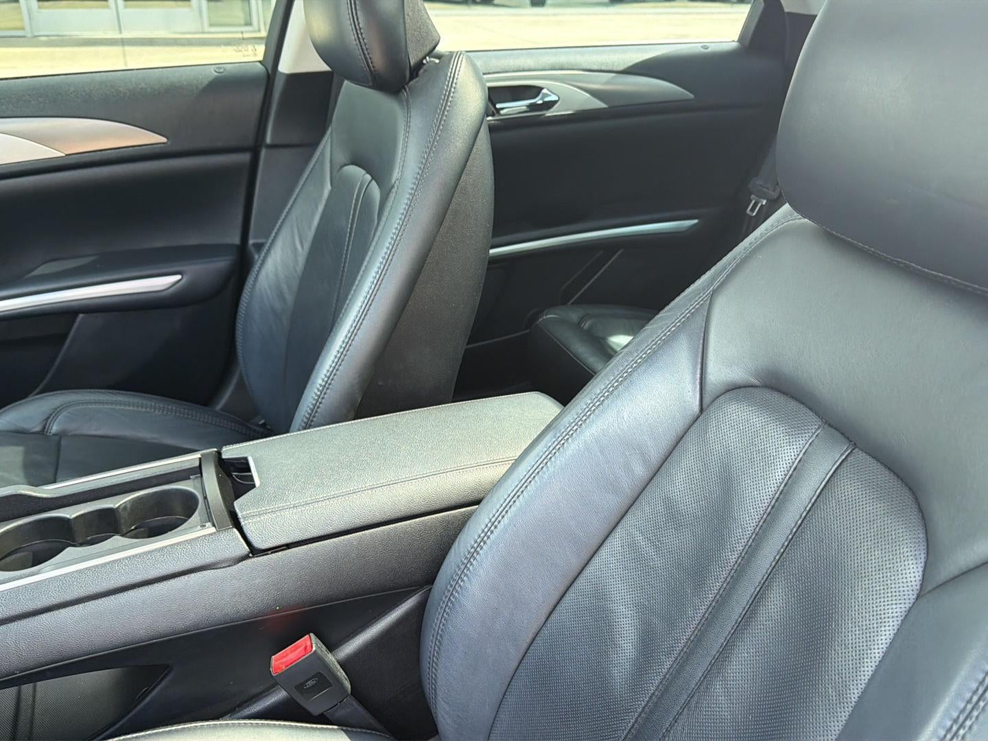 2016 Lincoln MKZ RESERVE SDN AWD