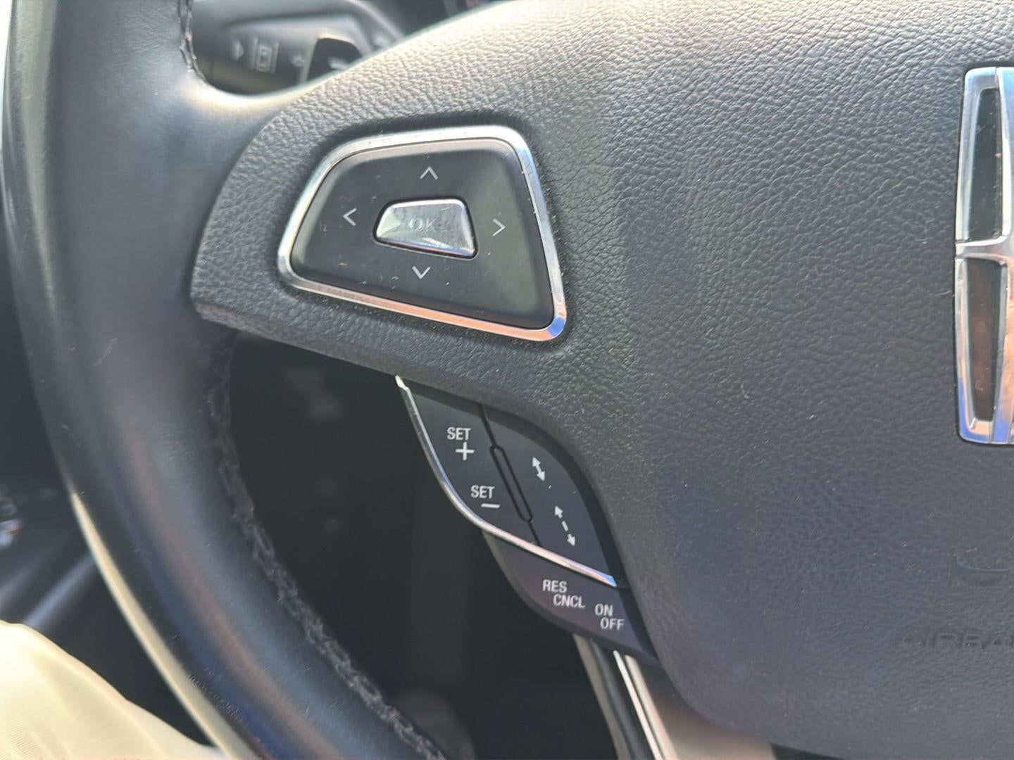 2016 Lincoln MKZ RESERVE SDN AWD