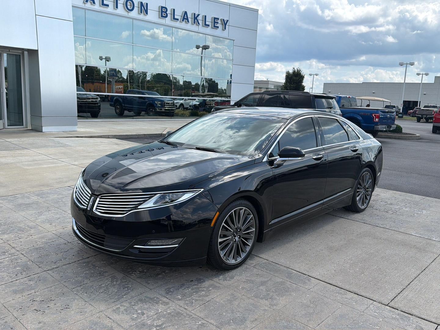 2016 Lincoln MKZ RESERVE SDN AWD