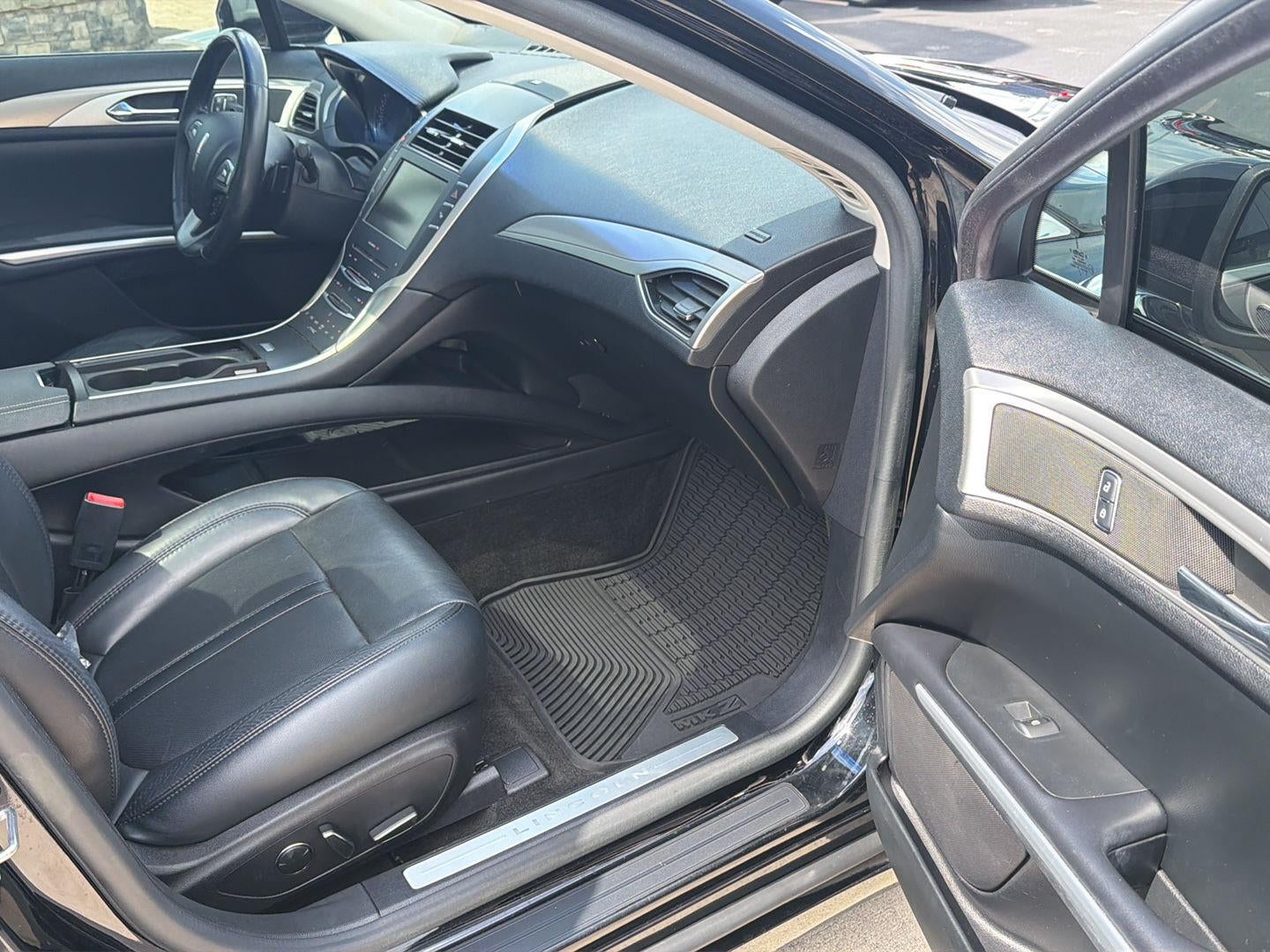 2016 Lincoln MKZ RESERVE SDN AWD
