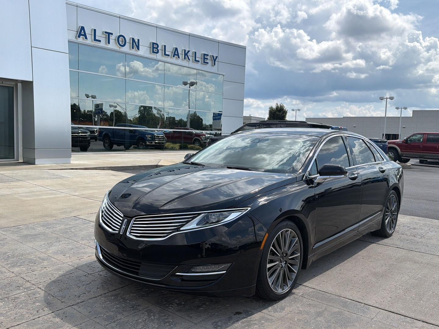 2016 Lincoln MKZ RESERVE SDN AWD