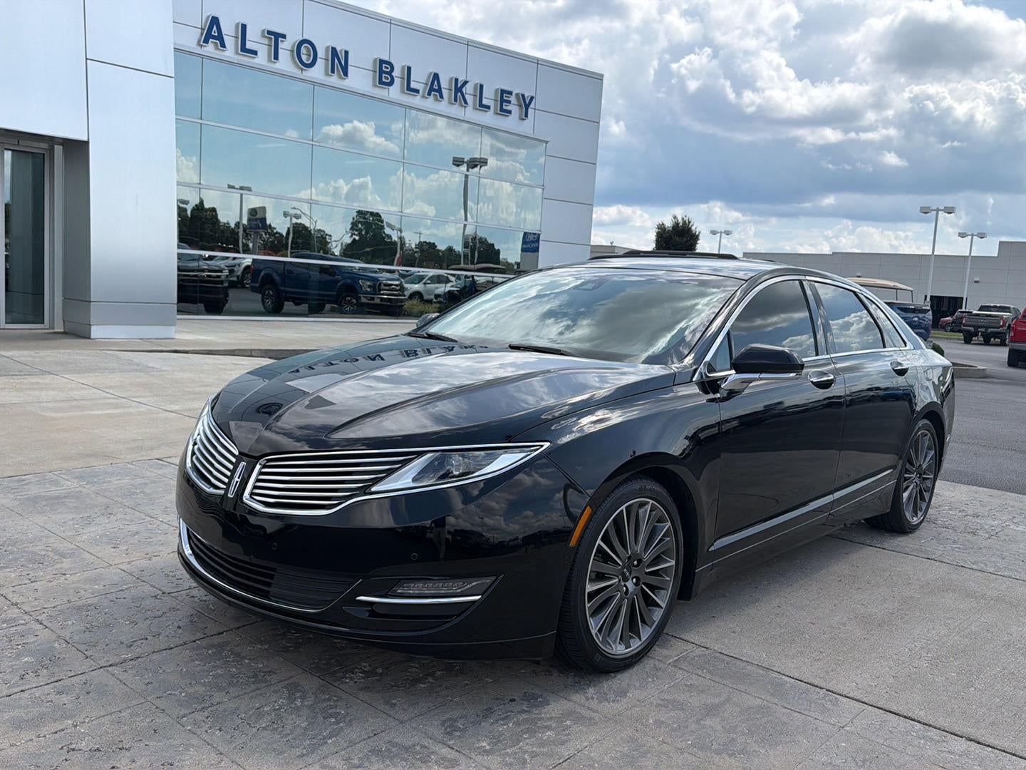 2016 Lincoln MKZ RESERVE SDN AWD