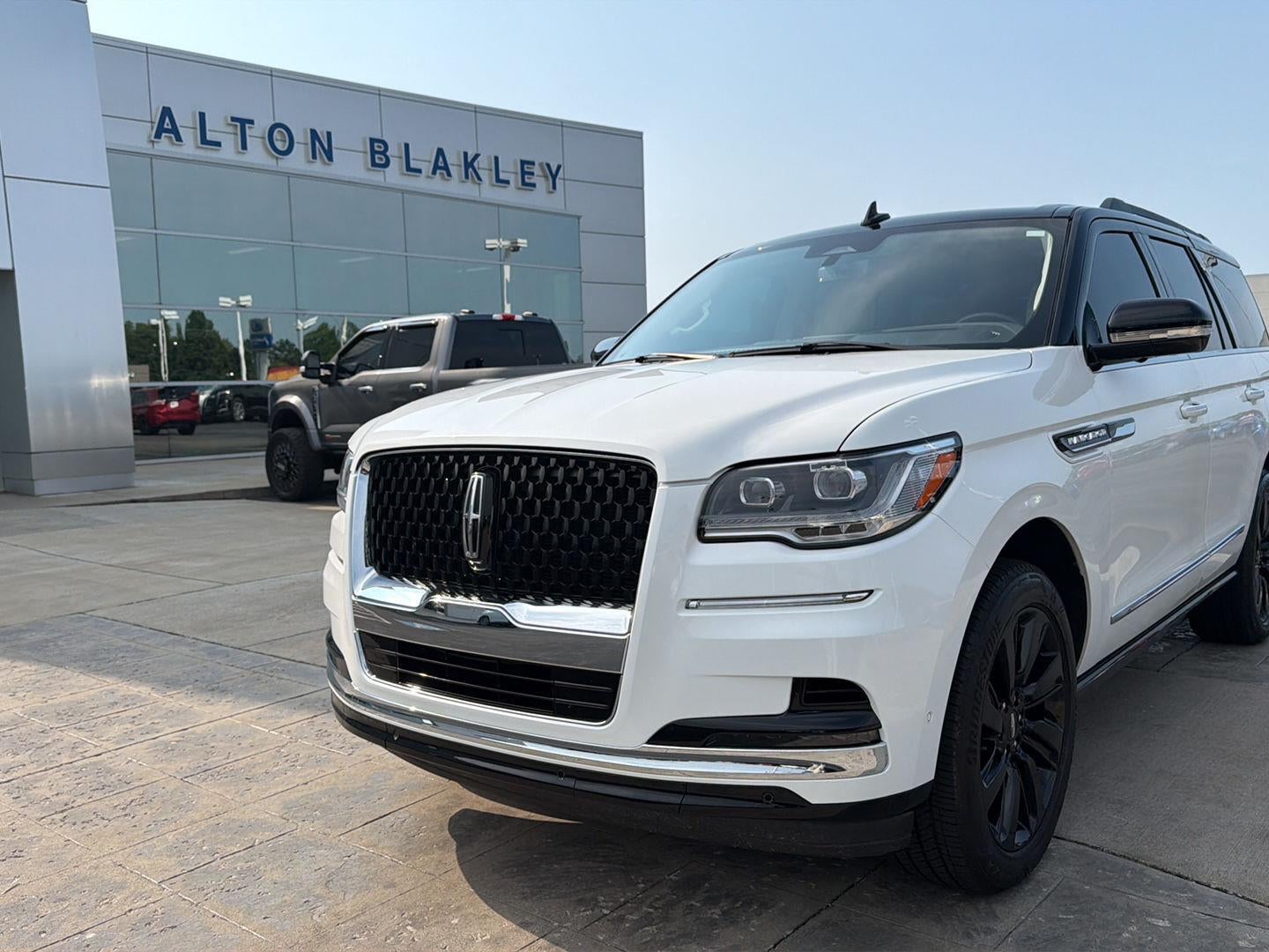 2024 Lincoln Navigator Black Label
