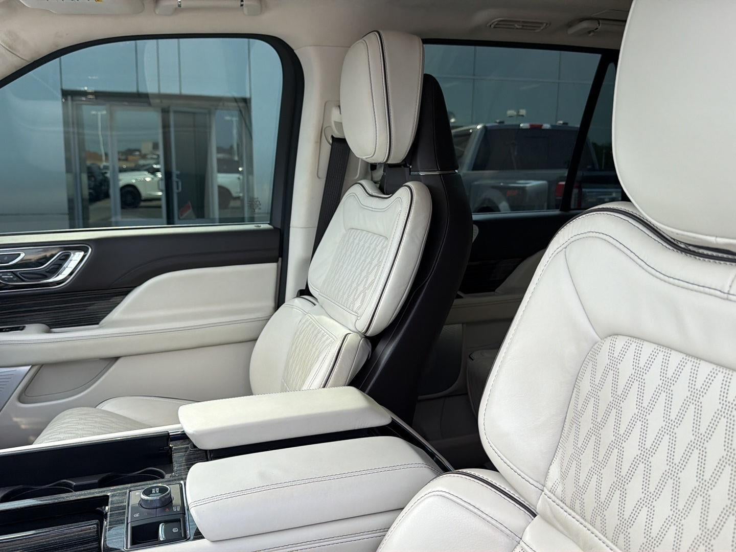 2024 Lincoln Navigator Black Label