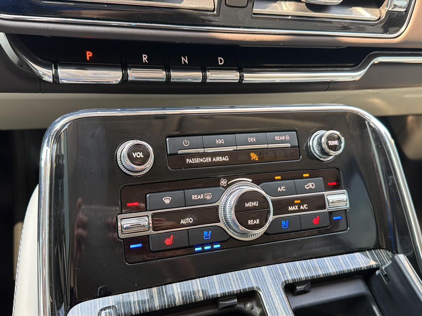 2024 Lincoln Navigator Black Label
