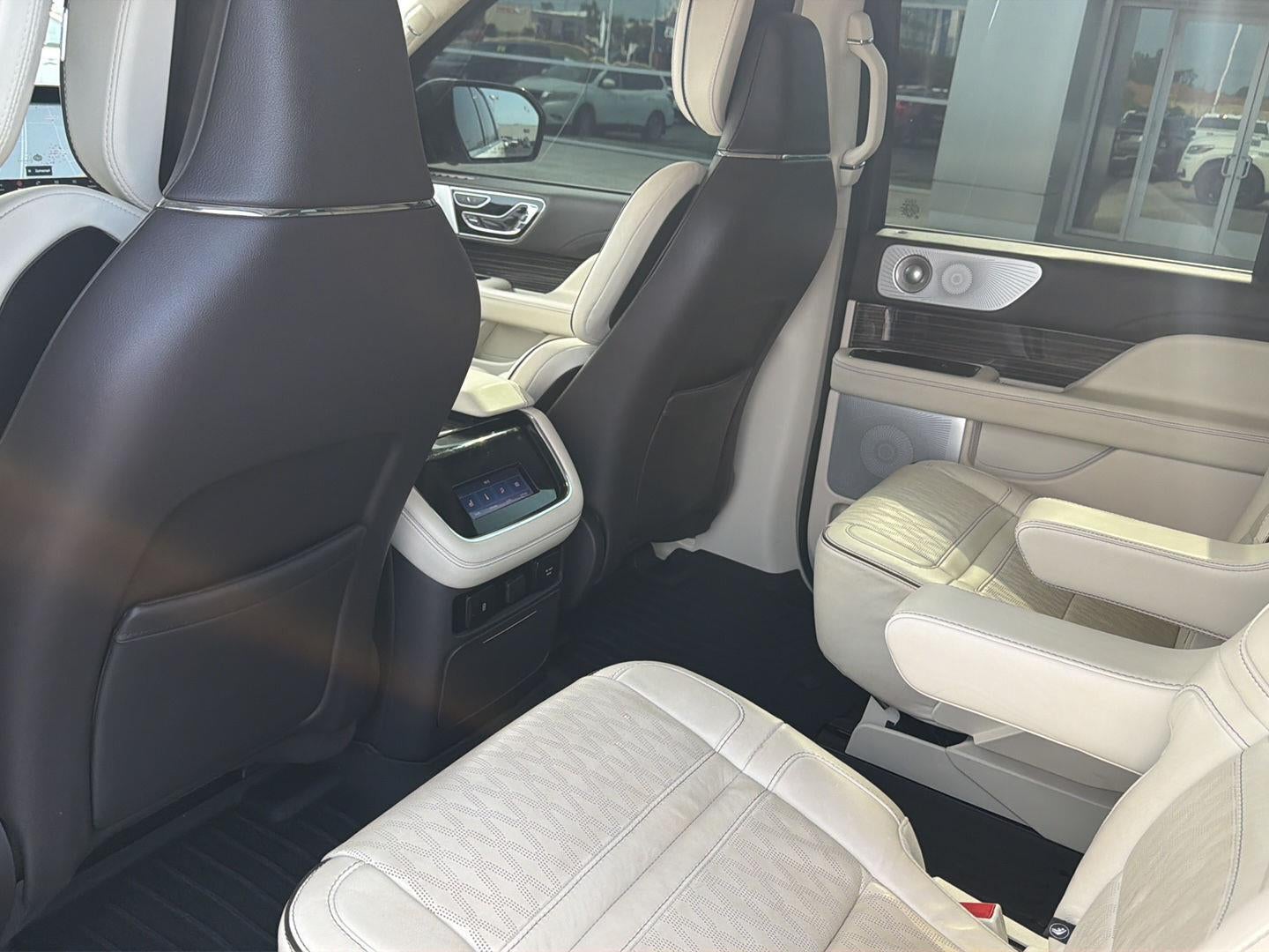 2024 Lincoln Navigator Black Label