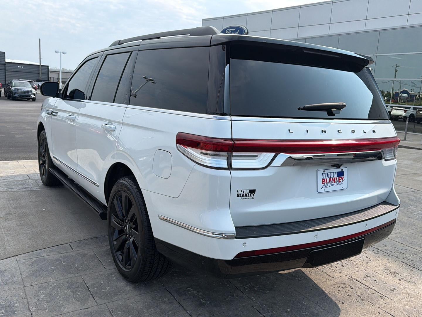 2024 Lincoln Navigator Black Label