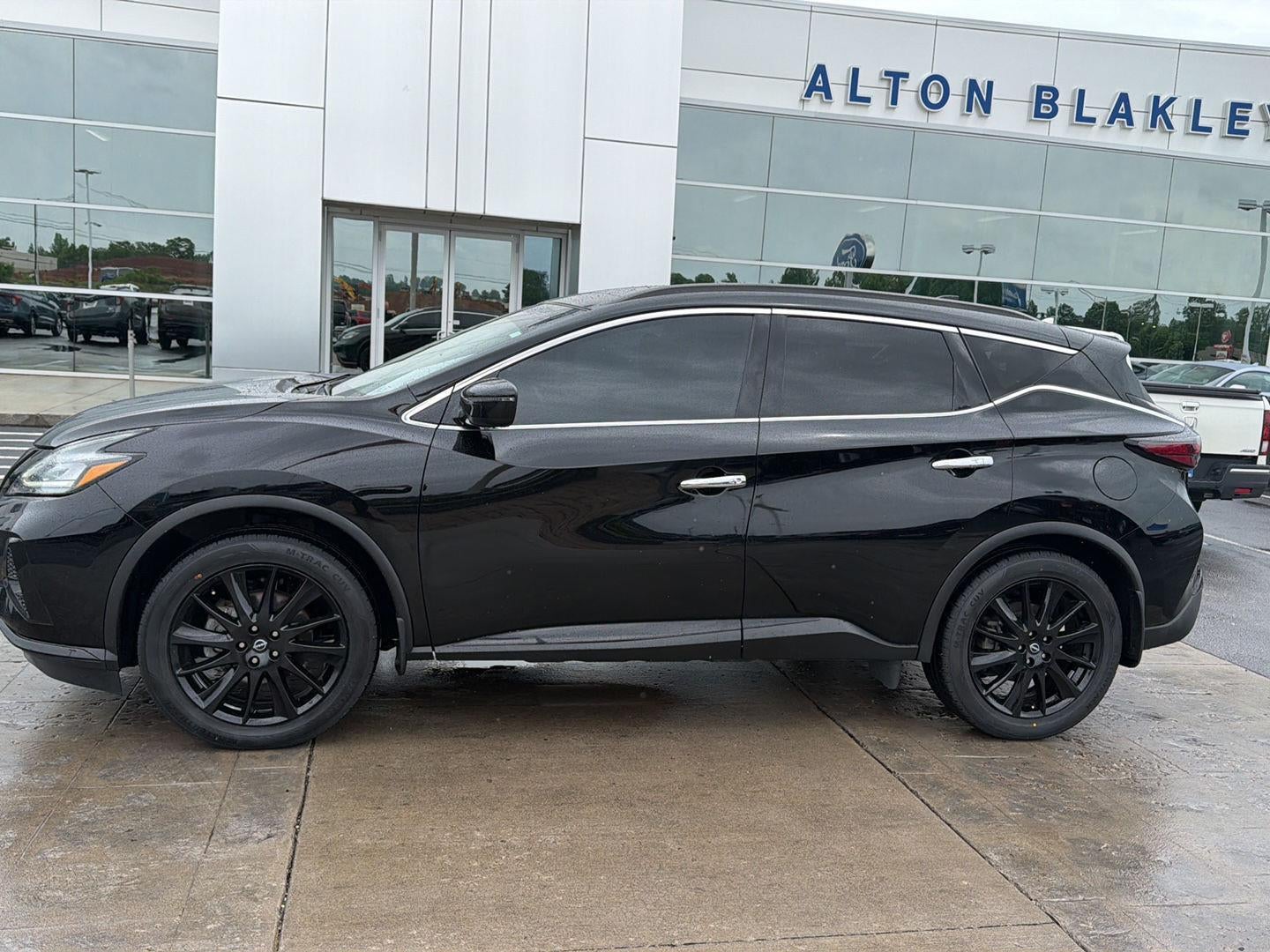 2023 Nissan Murano SV