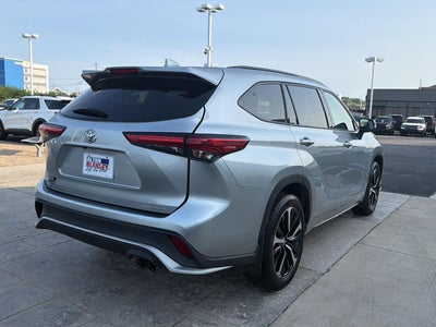 2022 Toyota Highlander XSE