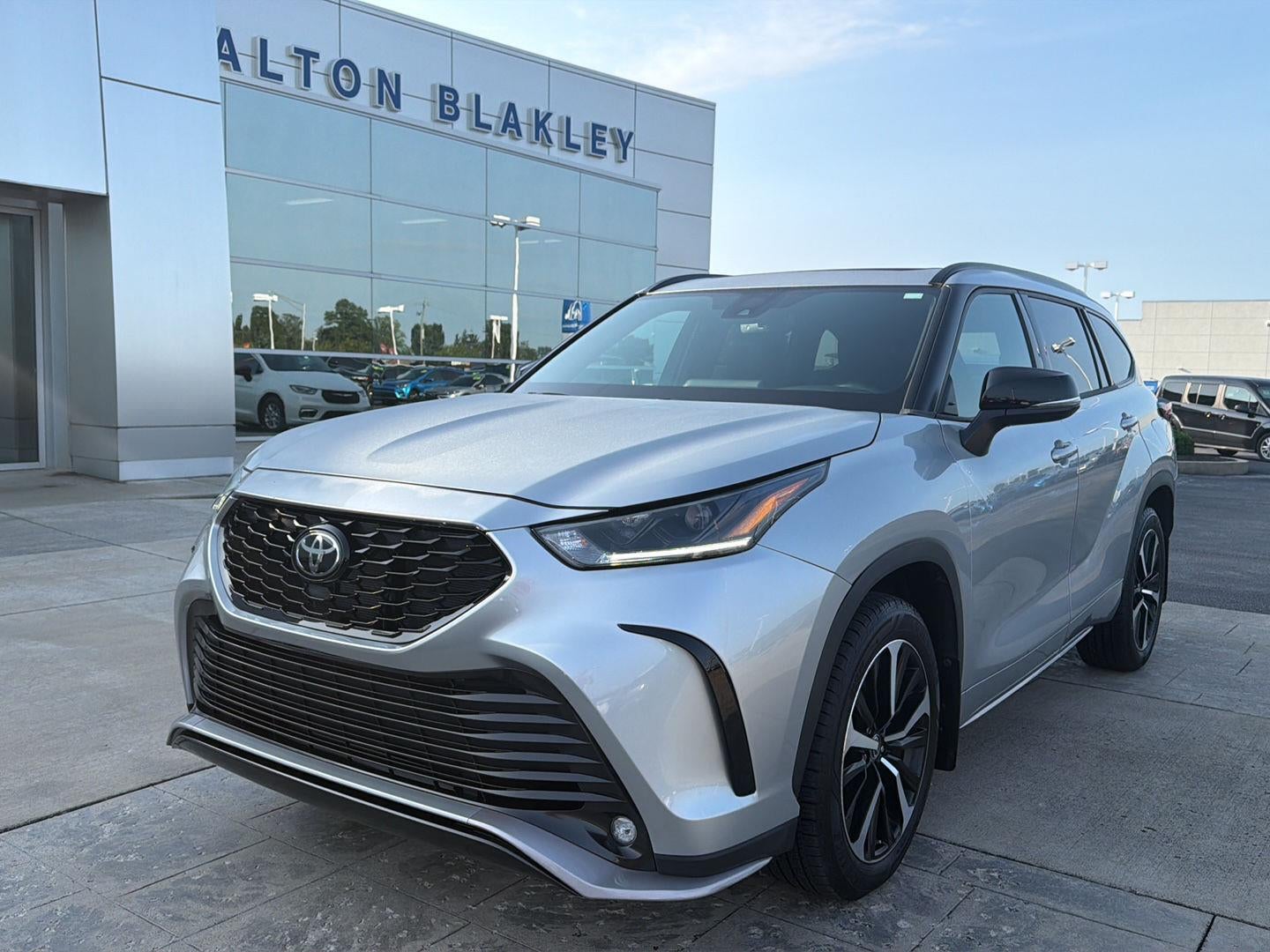 2022 Toyota Highlander XSE