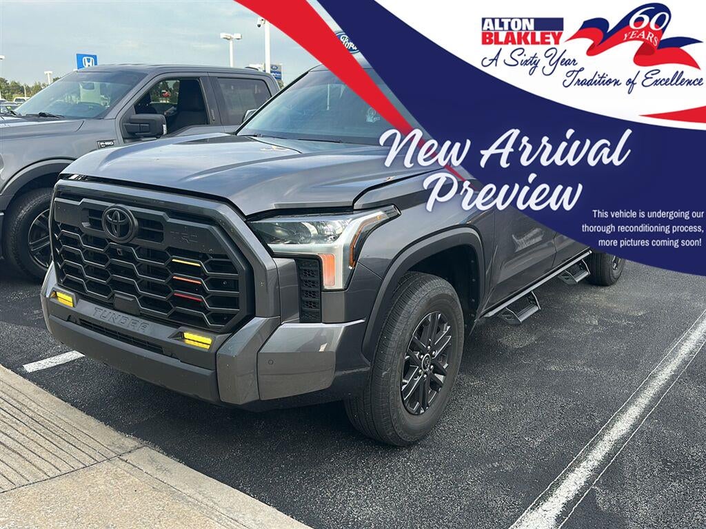 2024 Toyota Tundra SR5