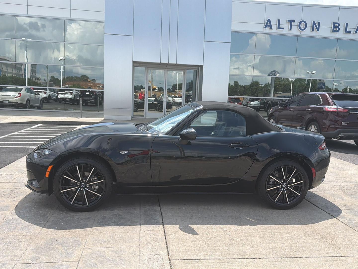 2025 Mazda Mazda MX-5 Miata Grand Touring