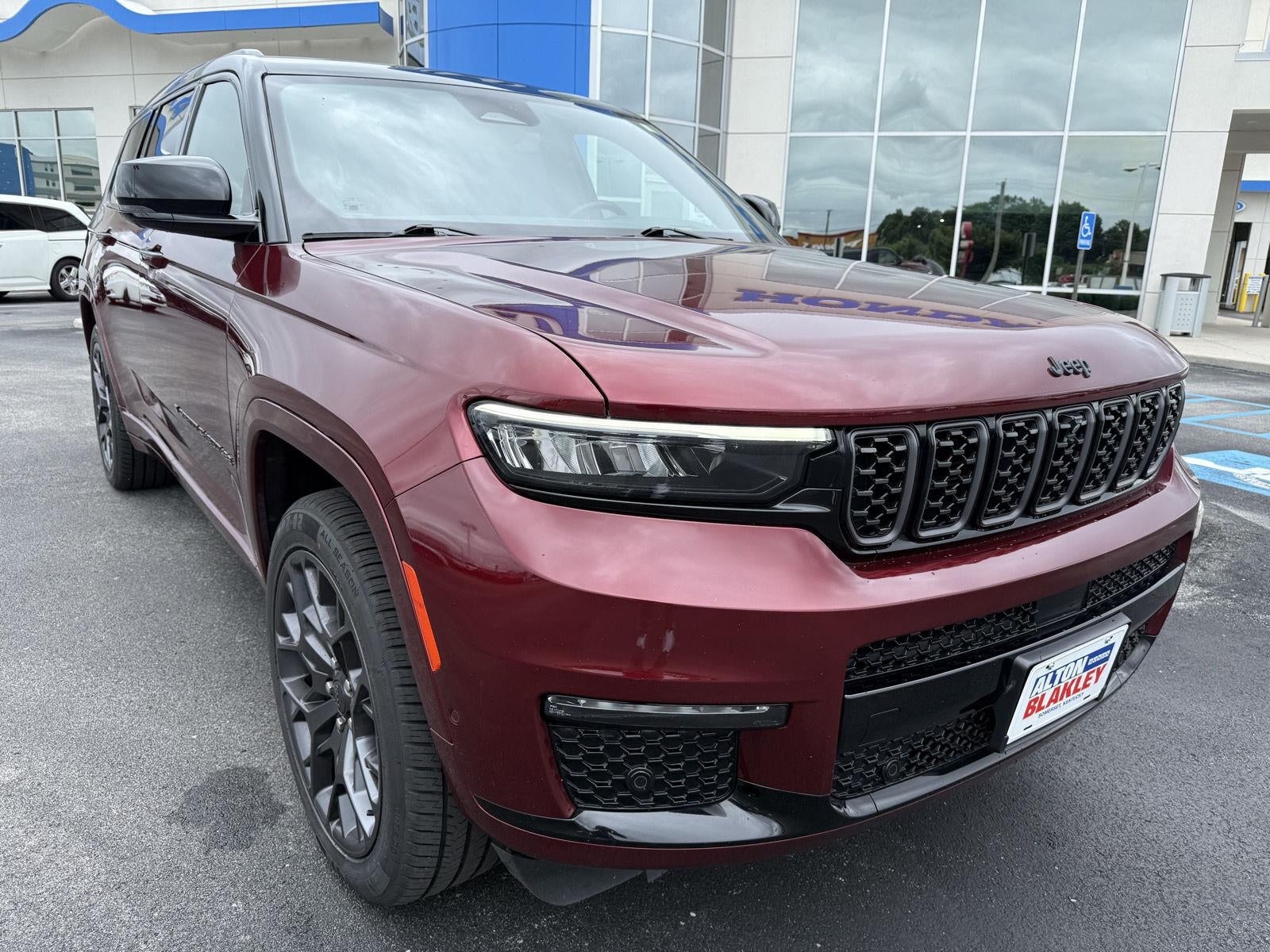 2023 Jeep Grand Cherokee L Summit Reserve