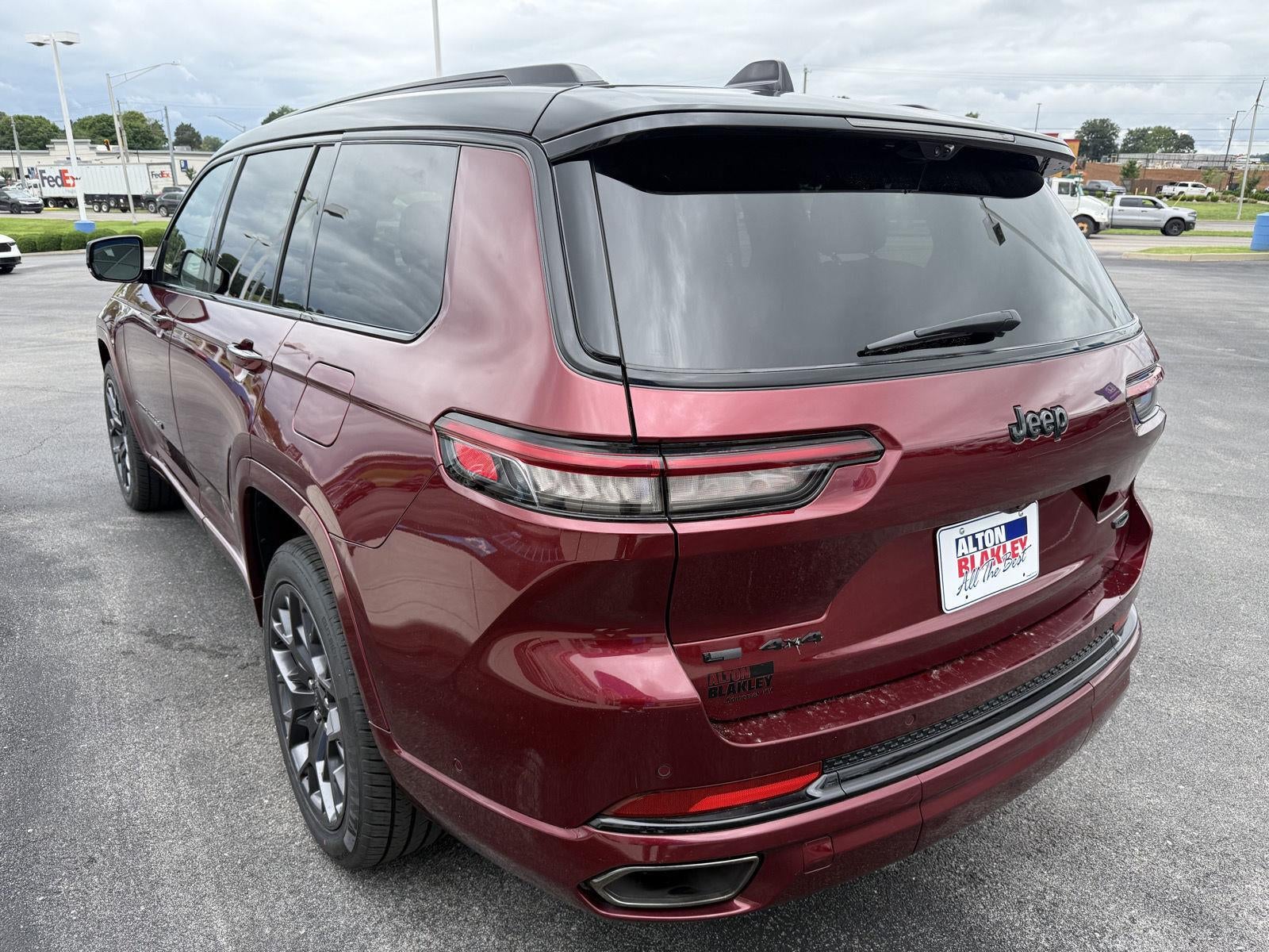 2023 Jeep Grand Cherokee L Summit Reserve