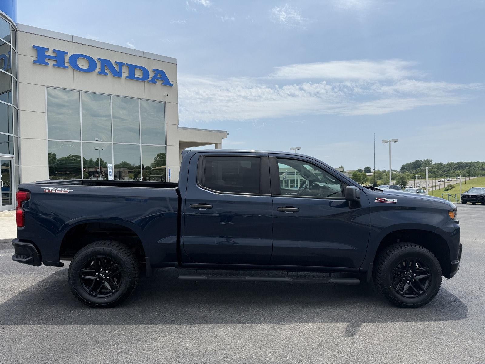 2021 Chevrolet Silverado 1500 Custom Trail Boss