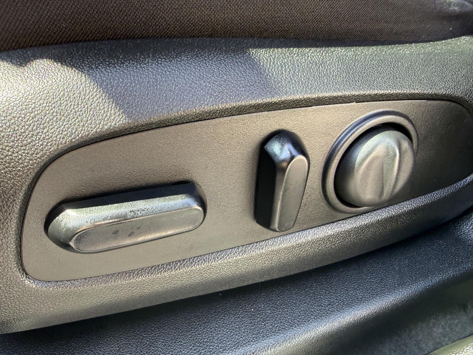 2020 GMC Acadia AT4