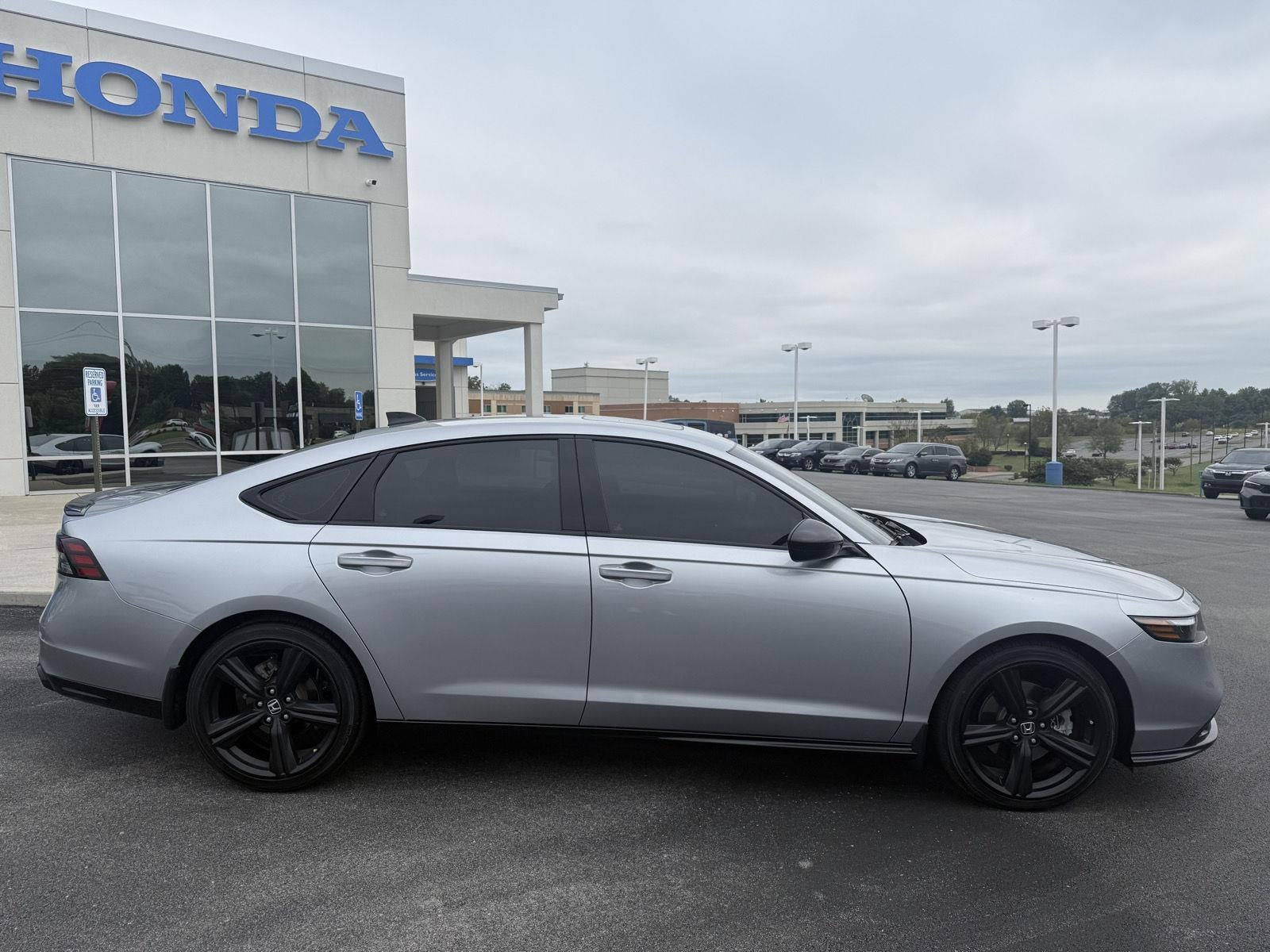 2023 Honda Accord Hybrid Sport-L