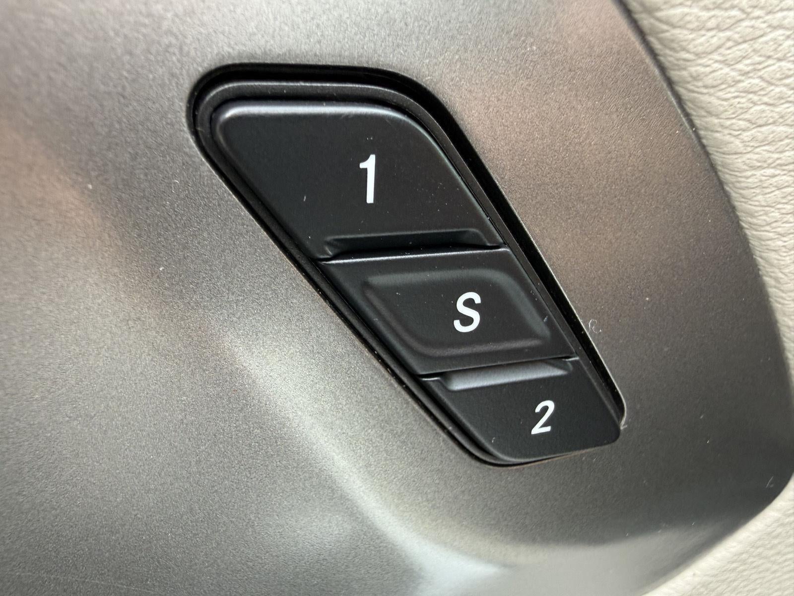 2023 Chrysler PACIFICA TOURING L FWD