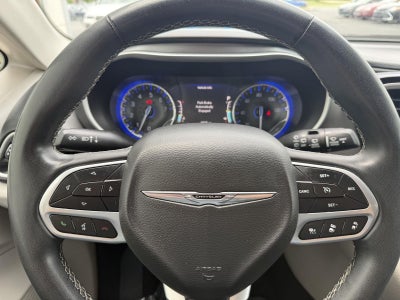 2023 Chrysler PACIFICA TOURING L FWD
