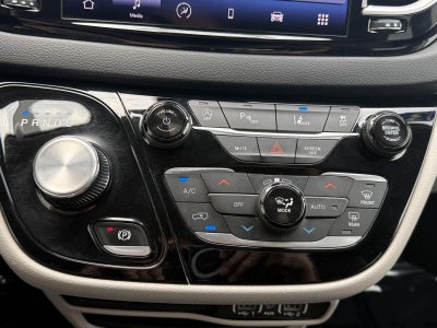 2023 Chrysler PACIFICA TOURING L FWD
