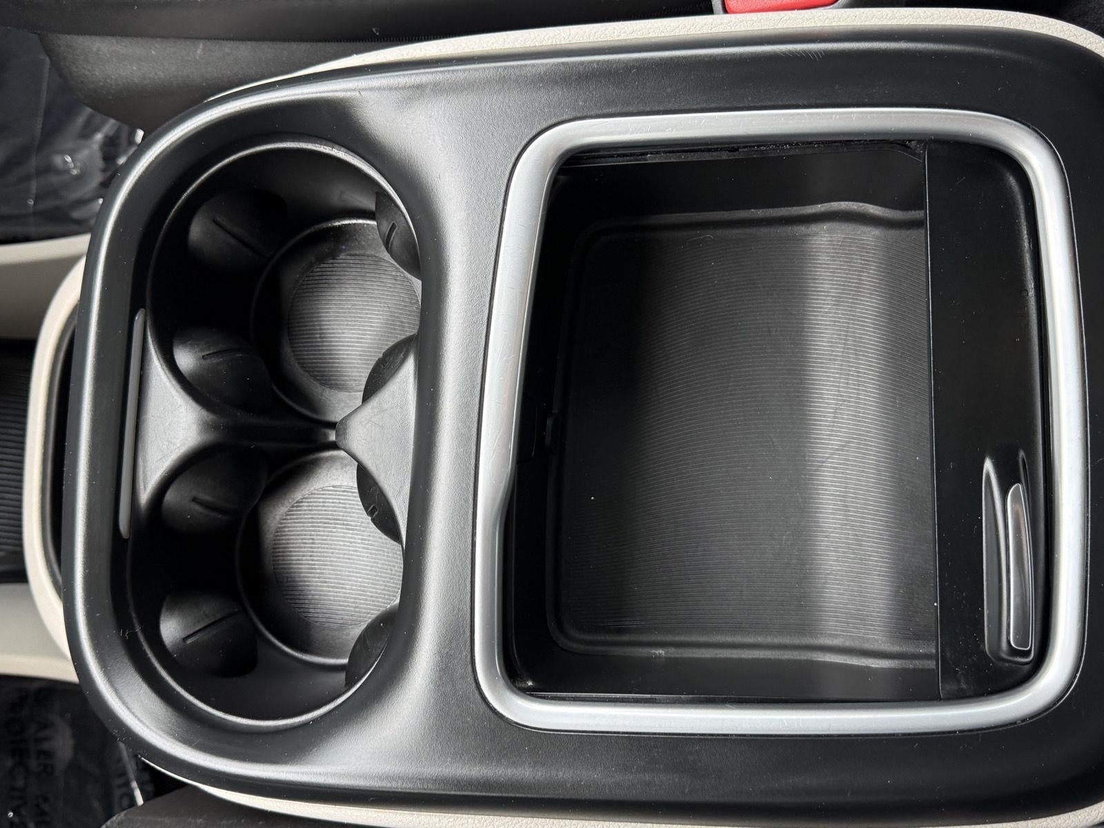 2023 Chrysler PACIFICA TOURING L FWD