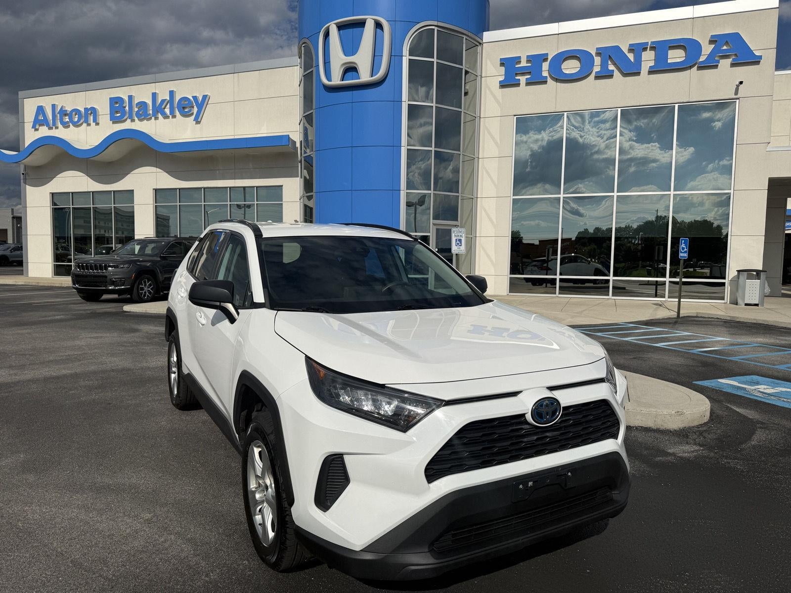 2021 Toyota RAV4 Hybrid LE