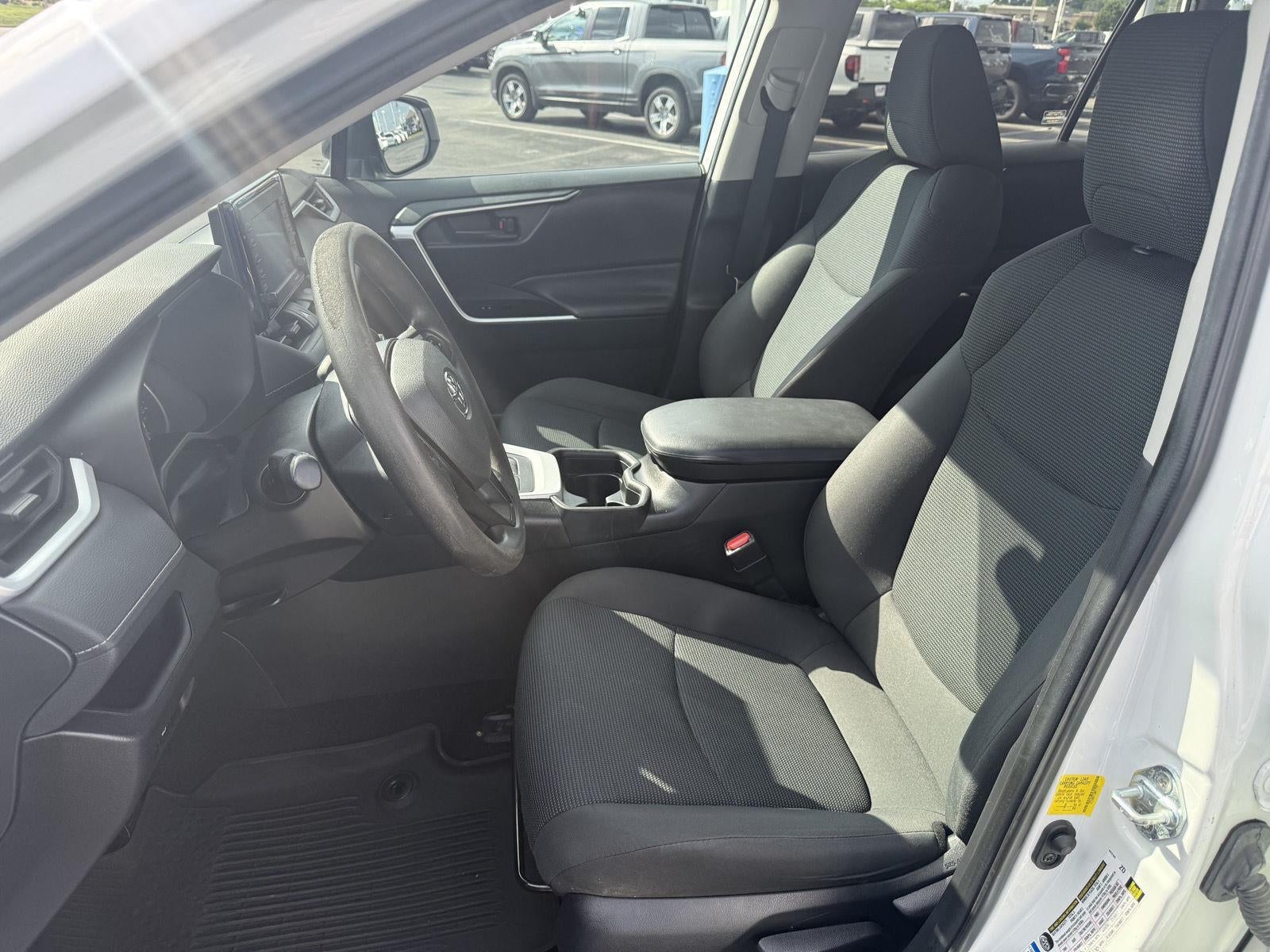 2021 Toyota RAV4 Hybrid LE