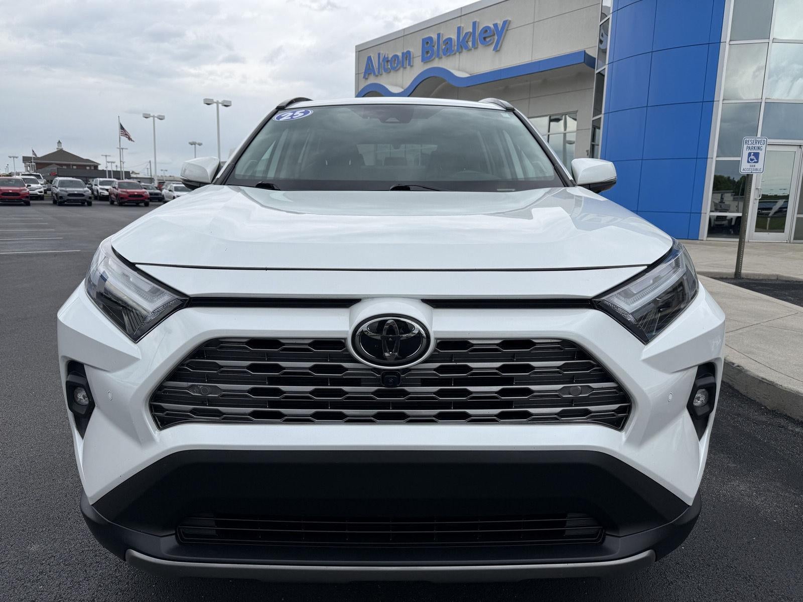2025 Toyota RAV4 Limited