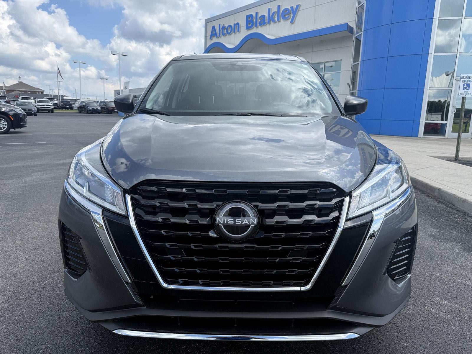 2024 Nissan Kicks S