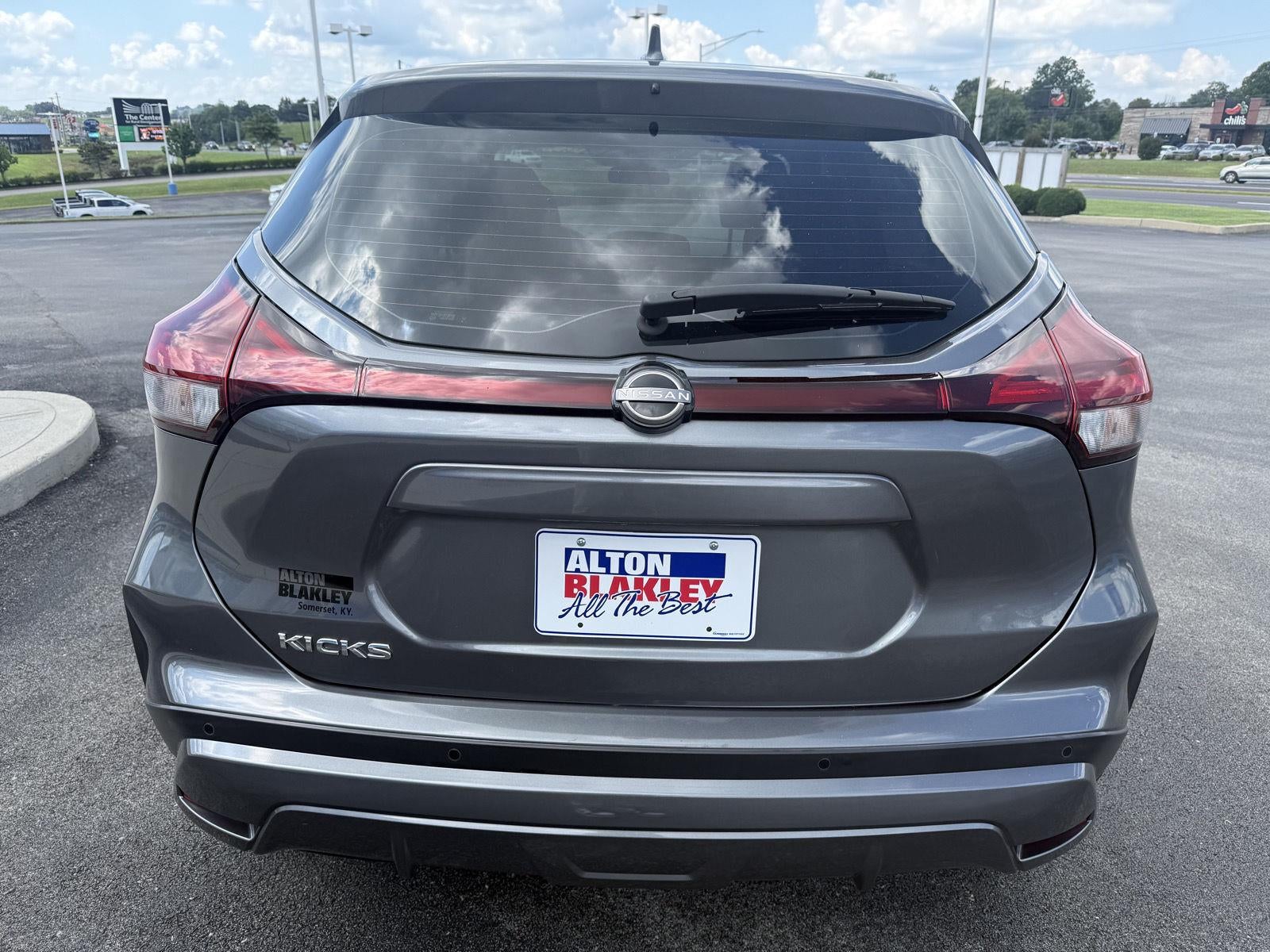 2024 Nissan Kicks S