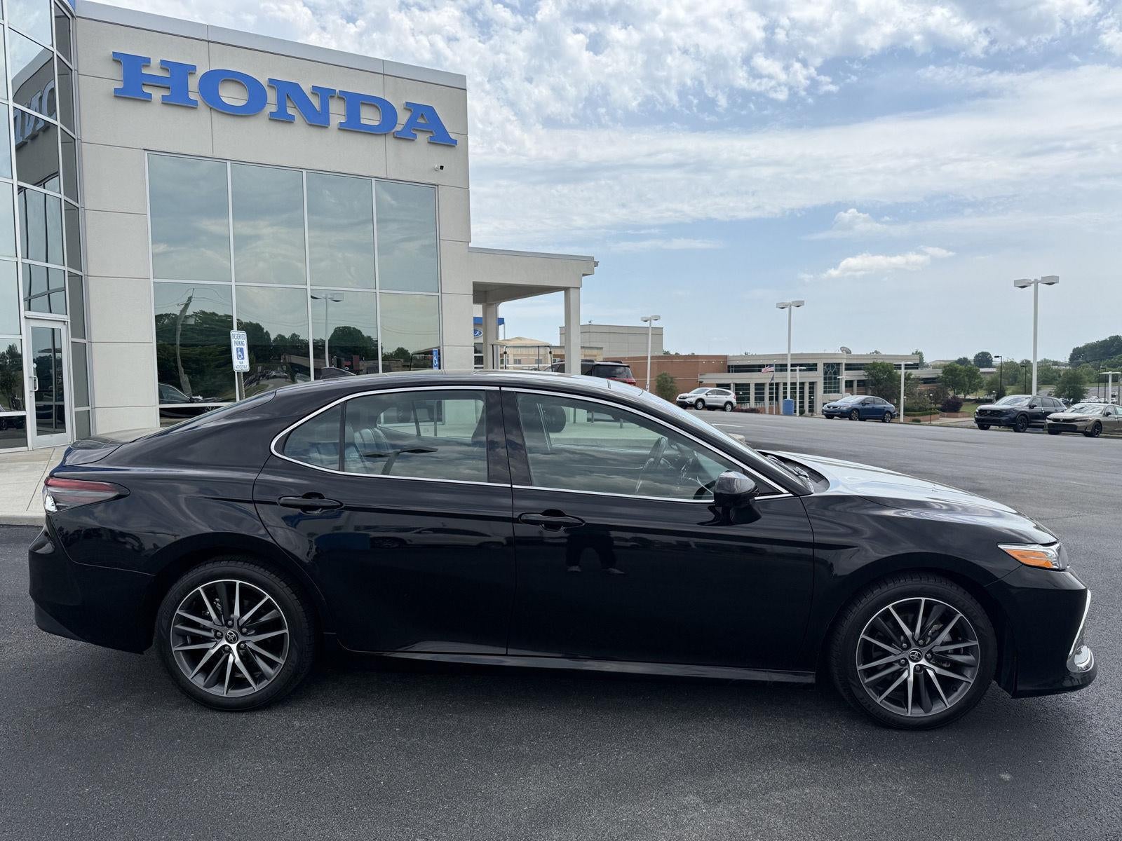 2023 Toyota Camry XLE V6