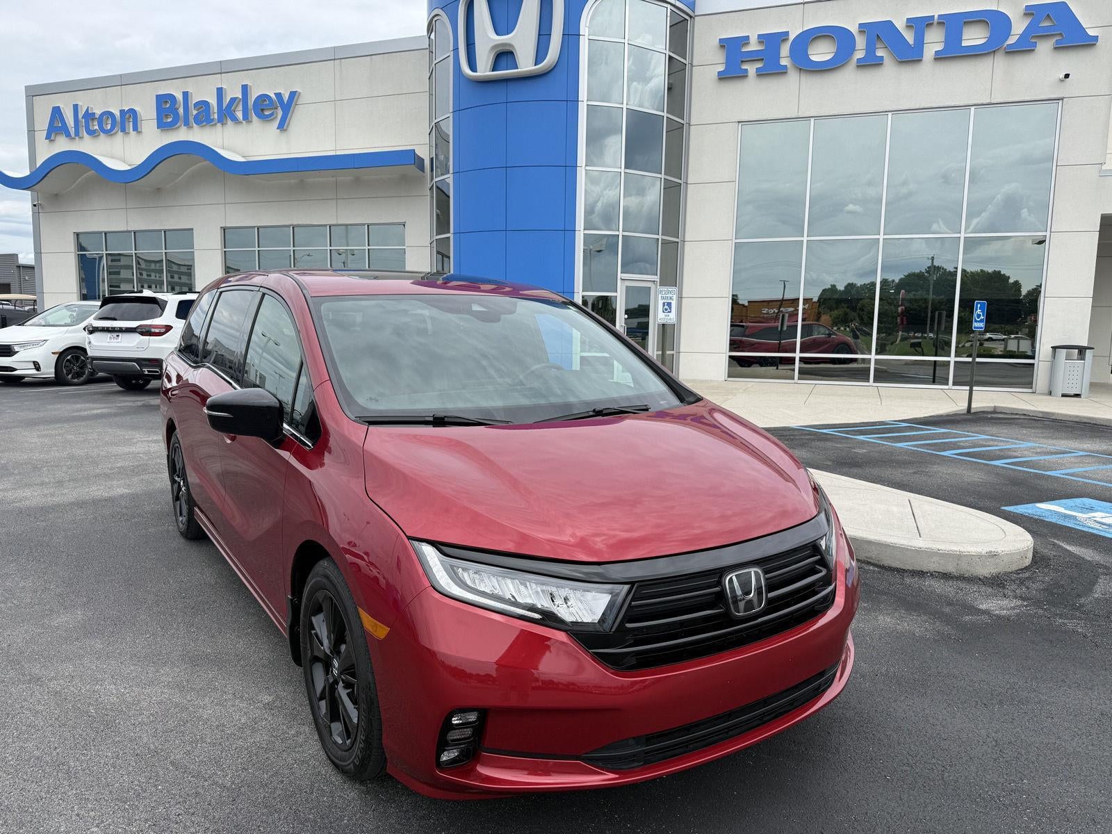 2023 Honda Odyssey Sport