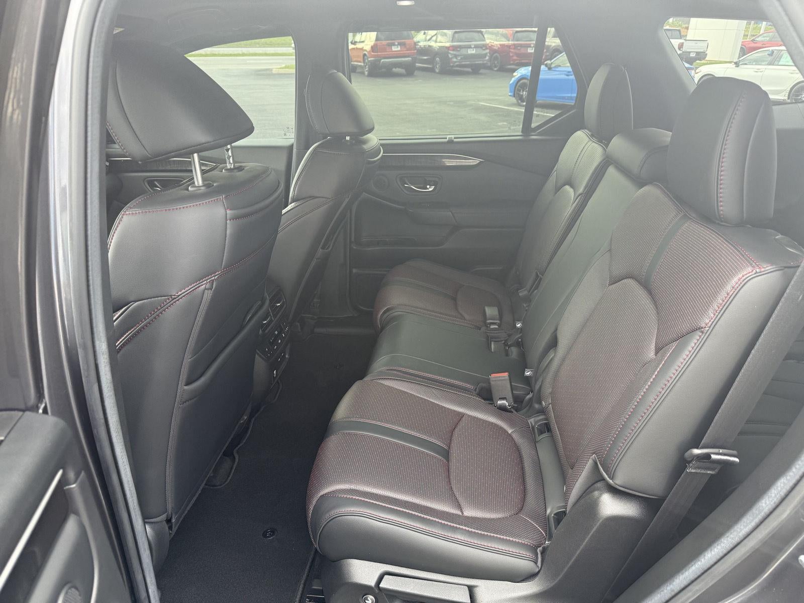 2025 Honda Pilot Black Edition