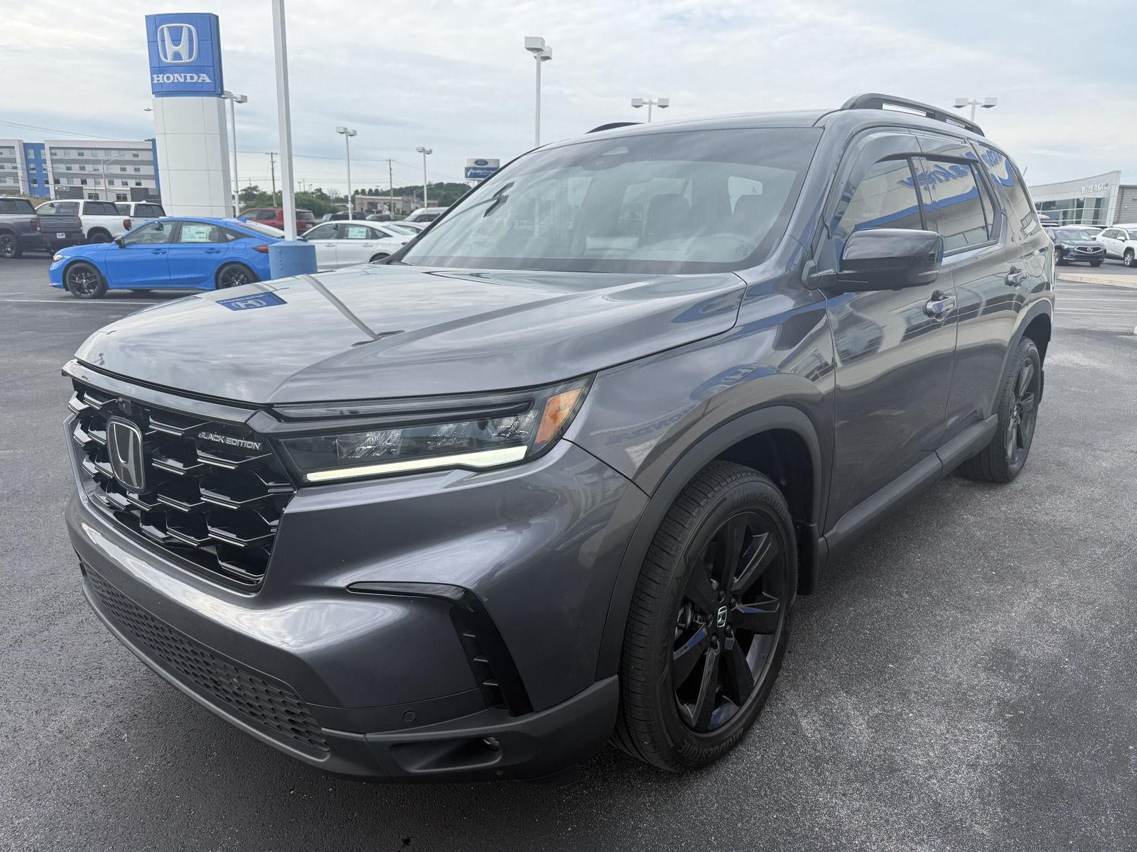 2025 Honda Pilot Black Edition