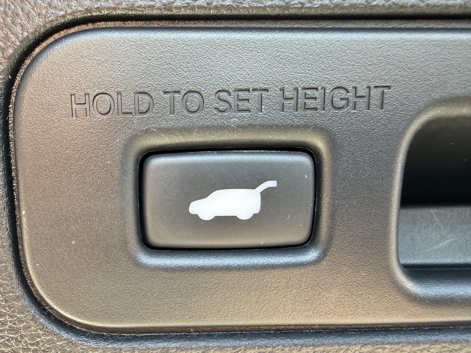 2024 Acura MDX w/Advance Package