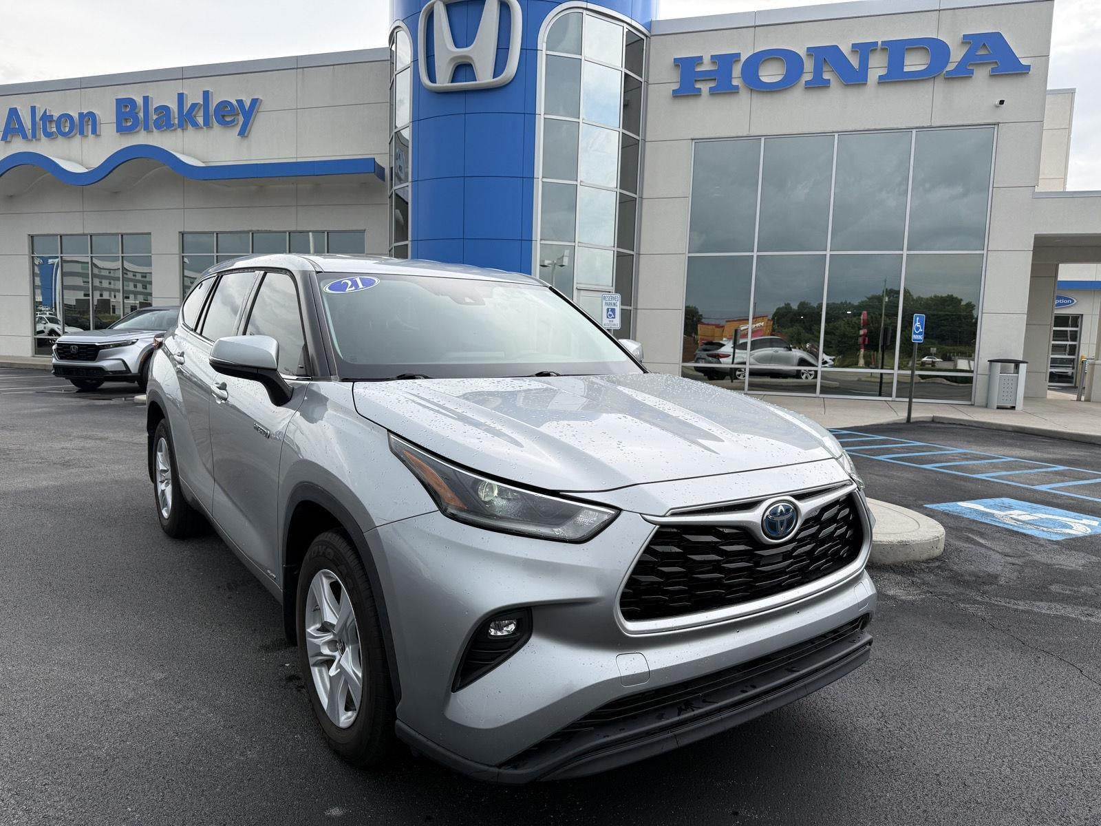 2021 Toyota Highlander Hybrid LE