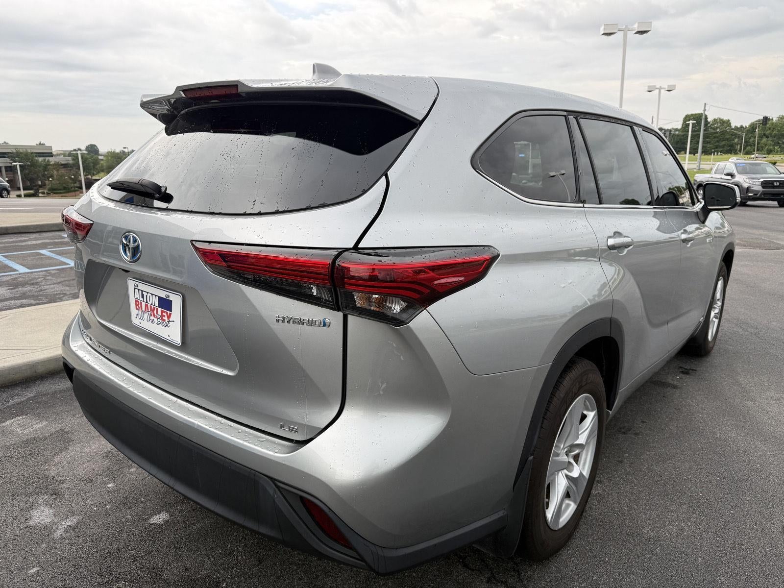 2021 Toyota Highlander Hybrid LE