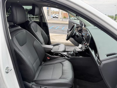 2023 Kia Niro EX Touring