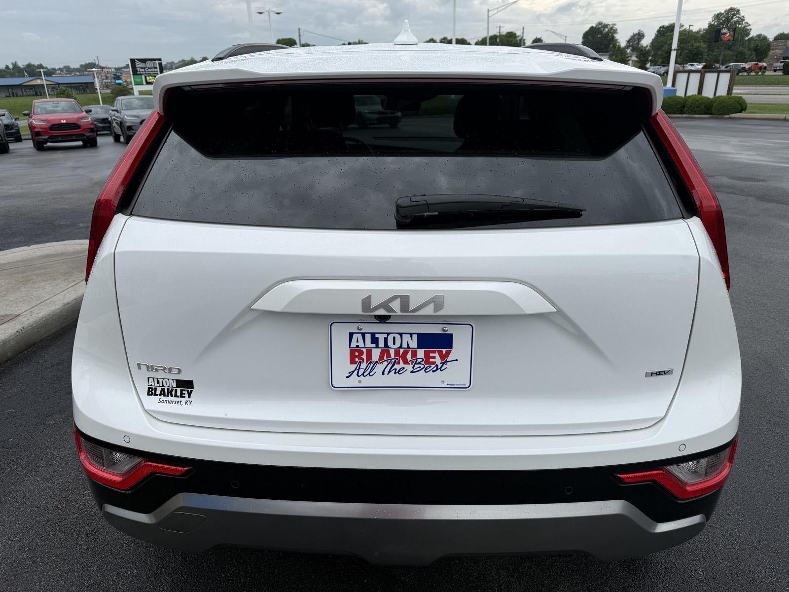 2023 Kia Niro EX Touring
