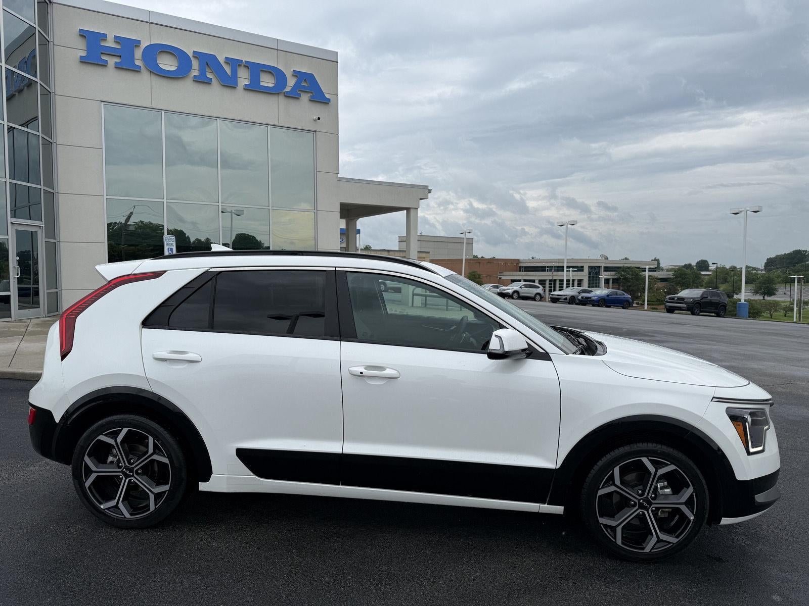 2023 Kia Niro EX Touring